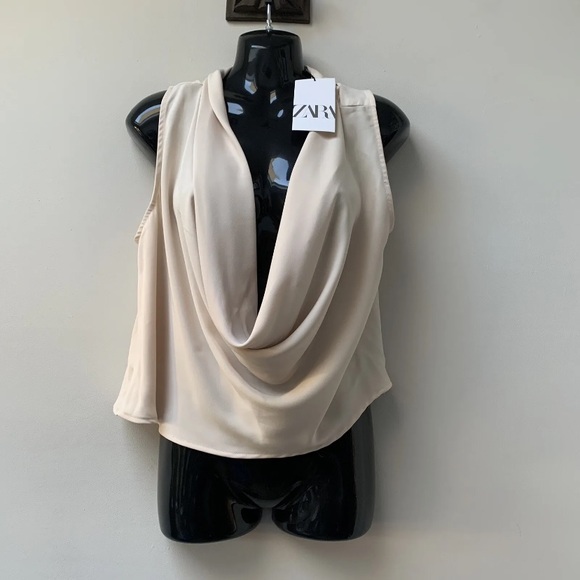 ZARA  Cowl Neck Deep Plunge Blouse 
Labelled size Large
Sleeveless - Picture 7 of 9